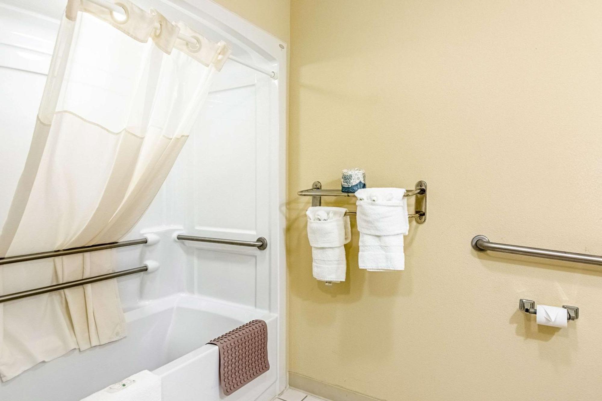 Quality Inn Burkeville Hwy 360 & 460 Ngoại thất bức ảnh